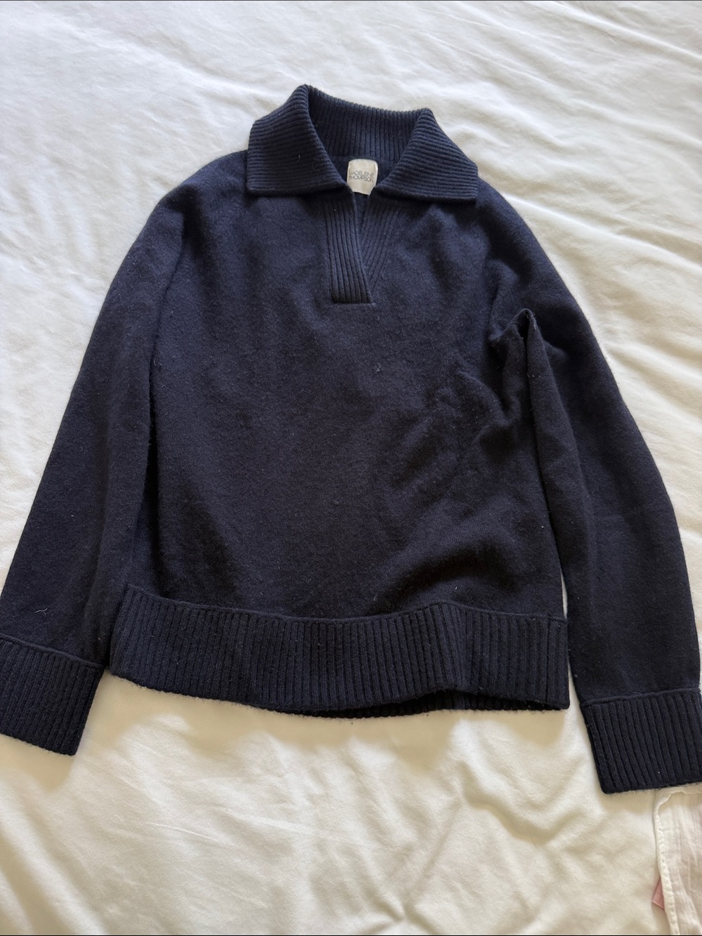 MADELEINE THOMPSON Navy V-Neck Collared Pullover